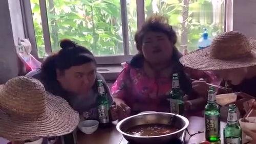 农村姐弟吃瓜视频,共享夏日清凉时光