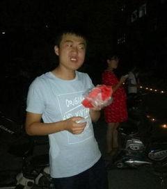 求婚吃瓜群众视频播放网站,吃瓜群众见证浪漫时刻